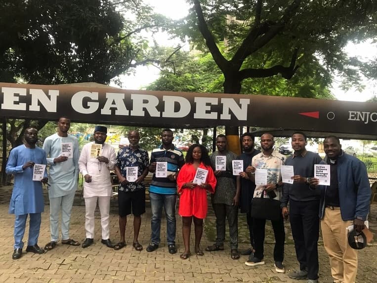 Training session with emerging political leaders